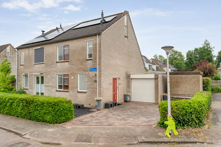 Photo of property Van der Grondenmarke 35, Zwolle