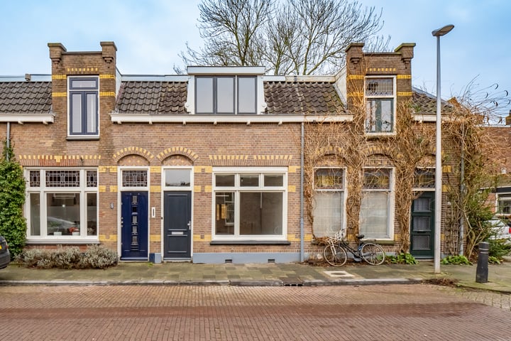 Van der Helststraat 10 in Utrecht