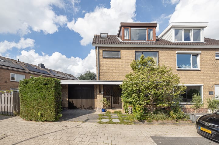 van der Hoevenlaan 5 in Berkel en Rodenrijs