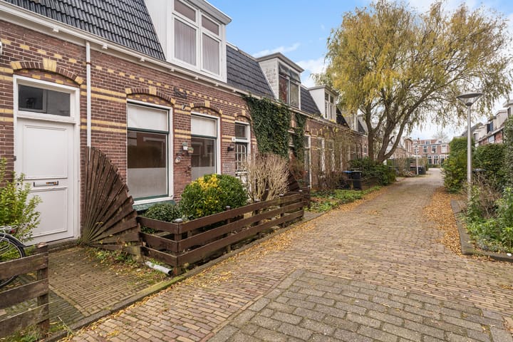 Photo of property van der Kooijstraat 9, Leeuwarden