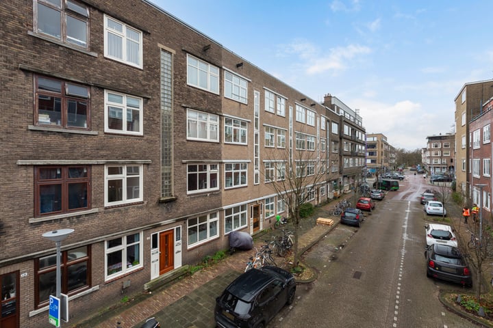 Van der Meydestraat 16-01 in Rotterdam