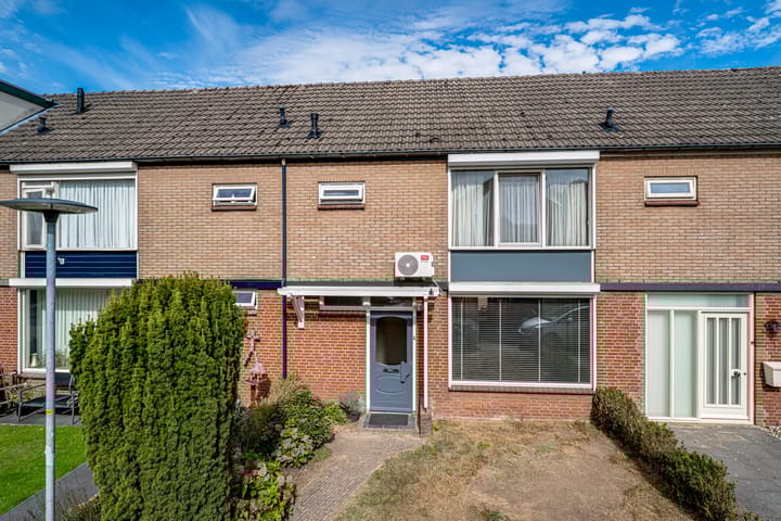 Van der Rennestraat 4 in Beek
