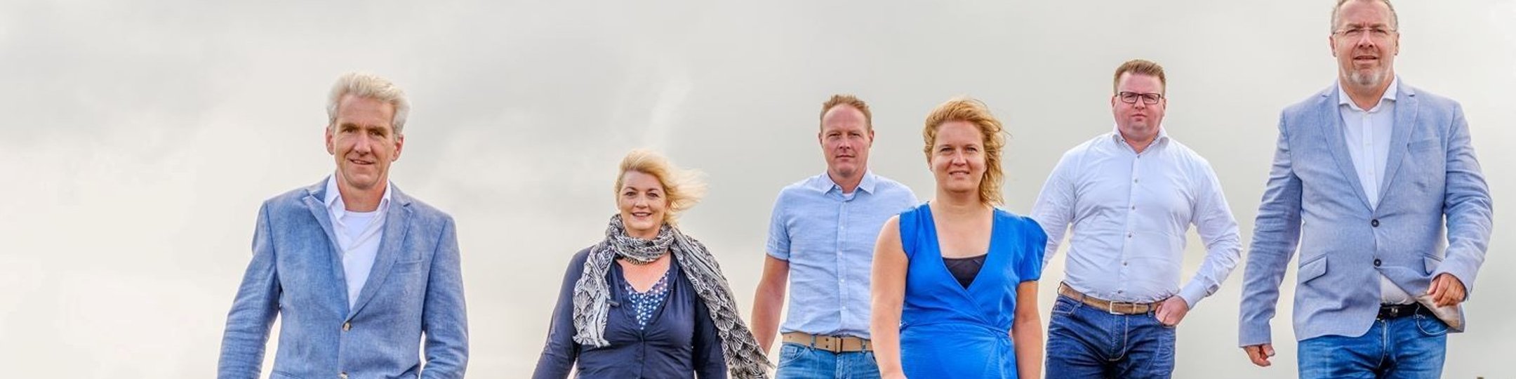 Team foto van Van der Velde & Hoen makelaardij o.z.