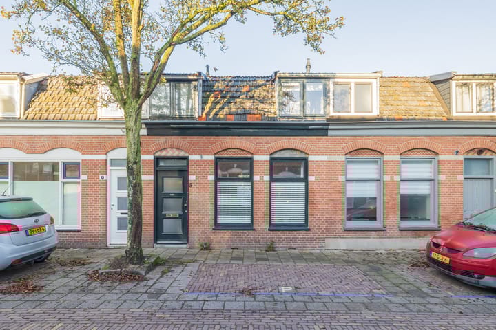 Photo of property van der Veldstraat 5, Lisse