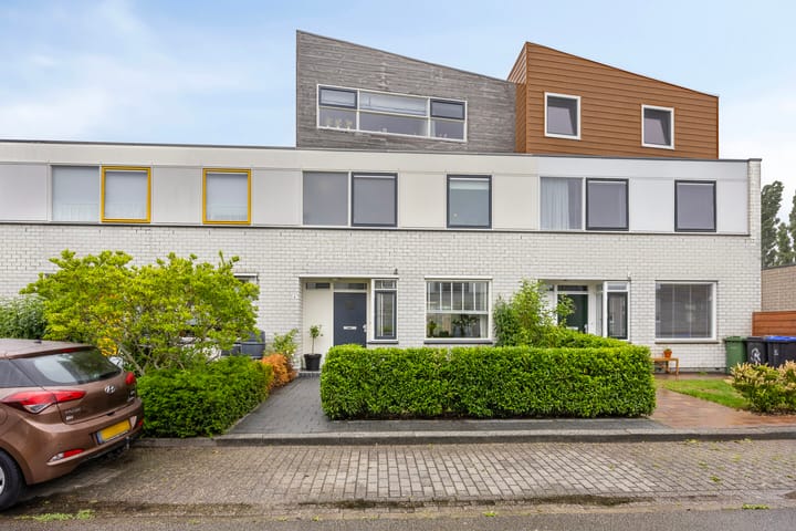 Van der Vlugtstraat 6 in Groningen