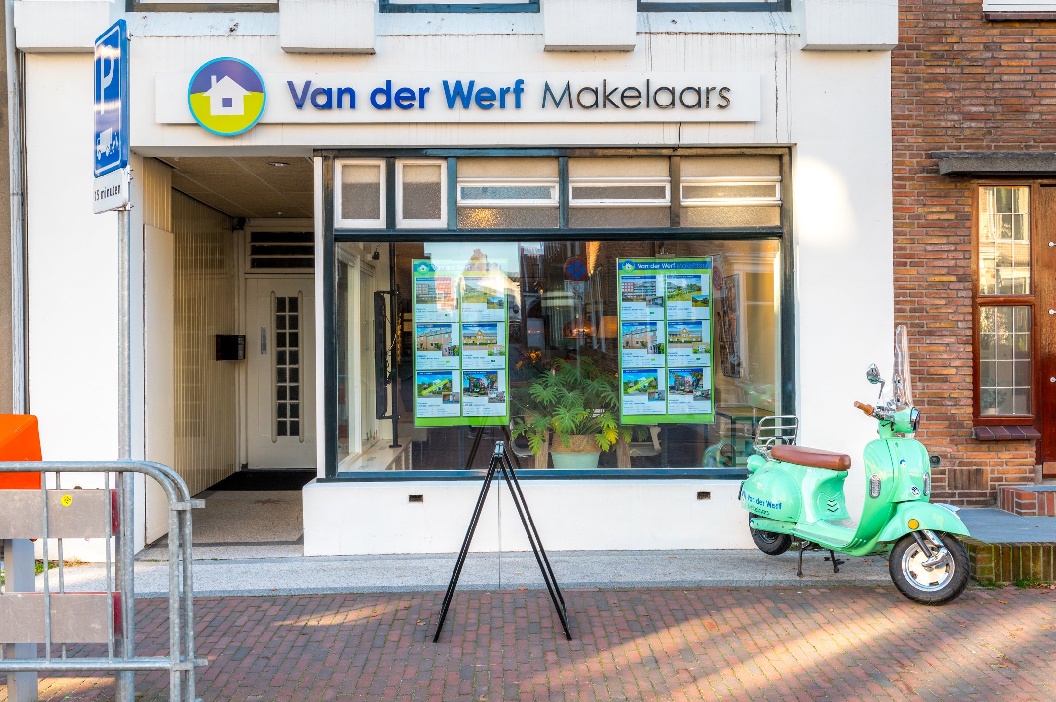 Kantoor foto van Van der Werf Makelaars