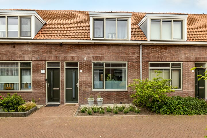 Van Deursenstraat 19 in Naaldwijk