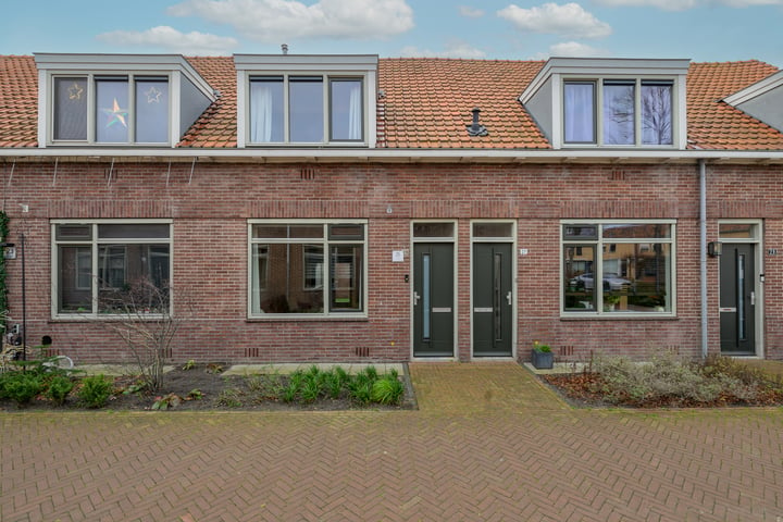 Van Deursenstraat 25 in Naaldwijk