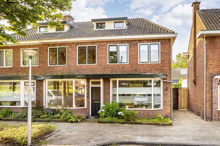 Van Diemenstraat 142 in Enschede foto