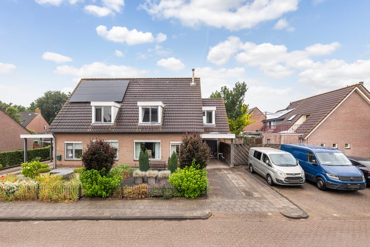 van Dijksweg 28 in Zalk