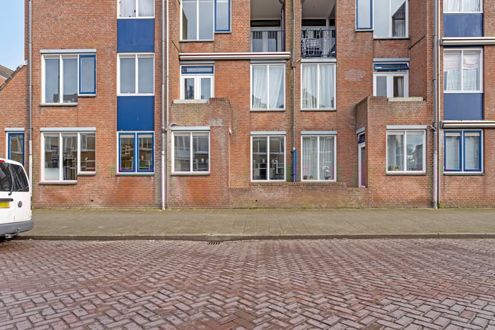 Van Dishoeckstraat 84 in Vlissingen