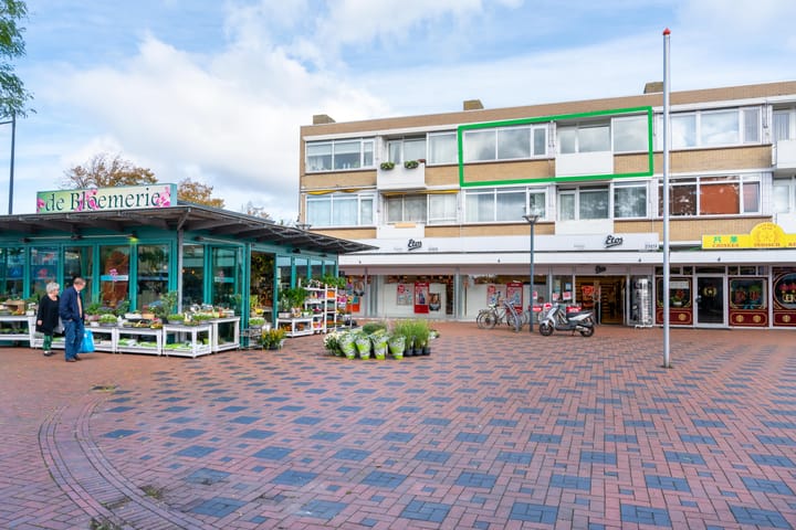 Van Duivenvoordelaan 14 in Wassenaar