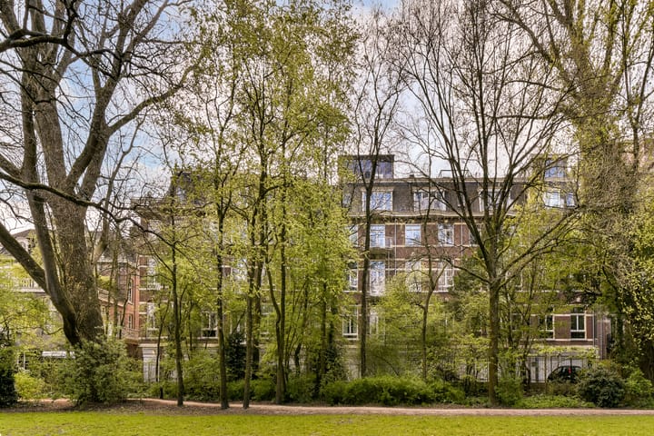 Van Eeghenstraat 206 in Amsterdam foto