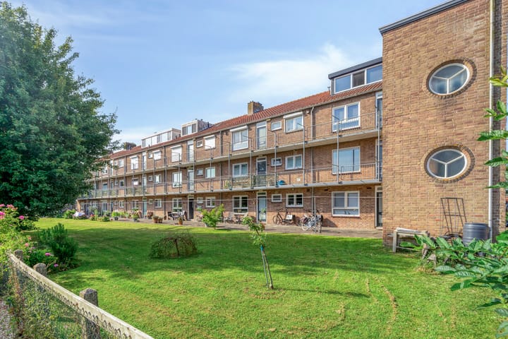 Van Eesterensingel 47 in Alblasserdam
