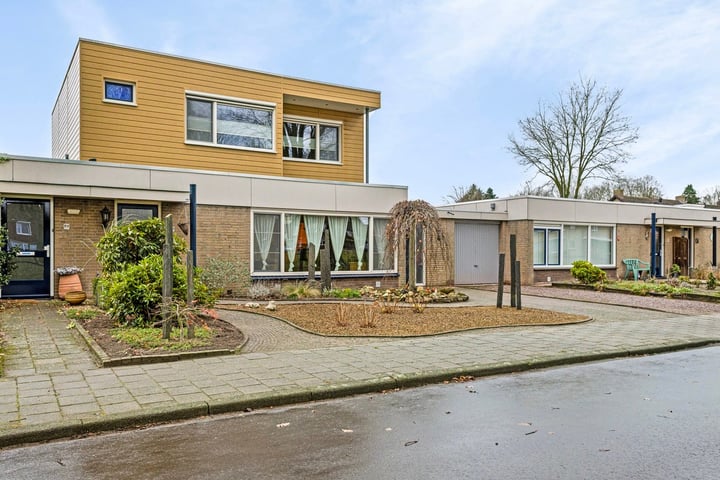 Van Egmondlaan 21 in Budel