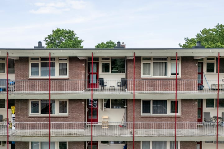 Photo of property van Ewijcksingel 122, Meppel