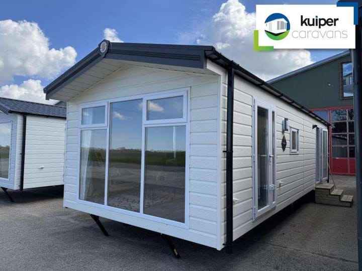 Photo of property van Ewijcksvaart 25-27, Anna Paulowna