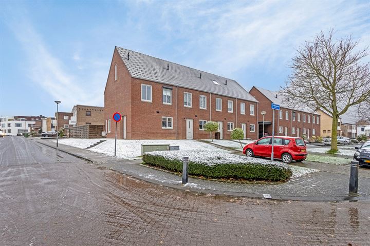 van Eynattenstraat 17 in Margraten