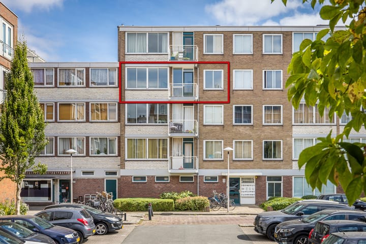 Van Eysingalaan 327 in Utrecht