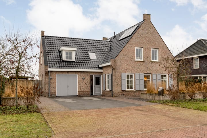 Photo of property Van Foreestallee 20, Hardenberg
