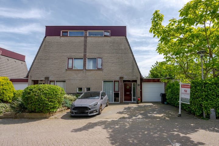 Van Gaesbeekstraat 29 in Strijen