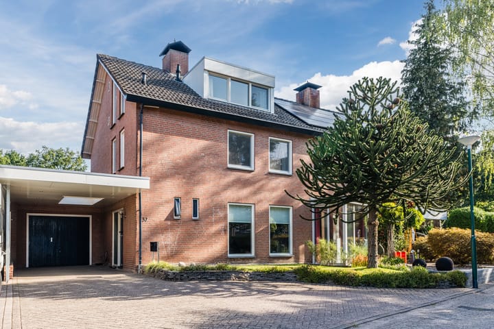 Photo of property van Galenstraat 37, Bergeijk
