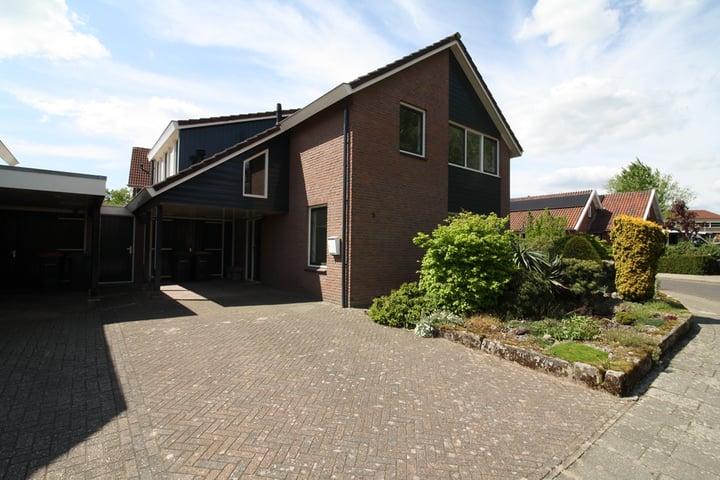 van Ghernaerstraat 5 in Ootmarsum