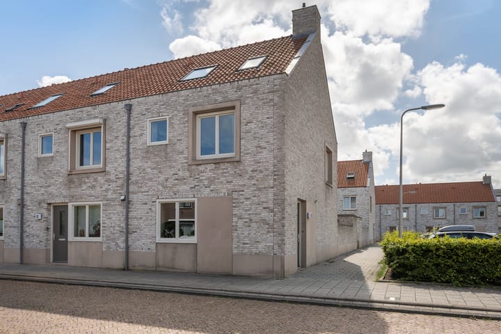 van Gochstraat 10 in 's-Gravenzande
