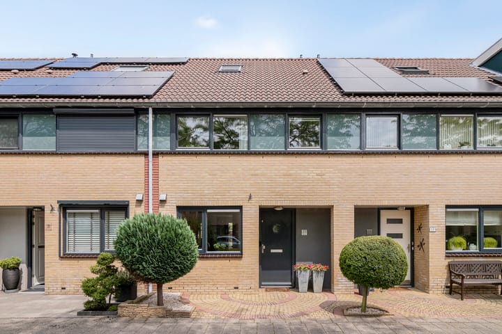 van Goghlaan 33 in Bergschenhoek foto