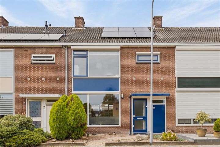 Photo of property van Goghstraat 10, Zaltbommel