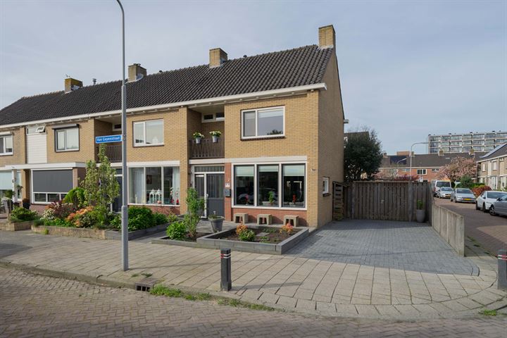 van Goyenstraat 2 in Heemskerk