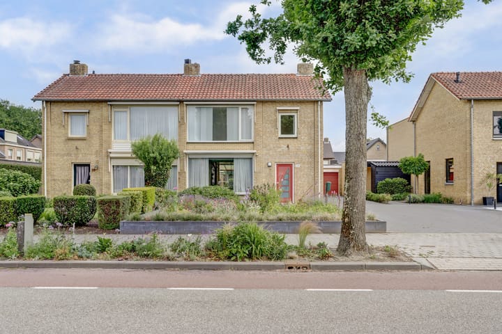 Photo of property Van Haestrechtstraat 28, Goirle