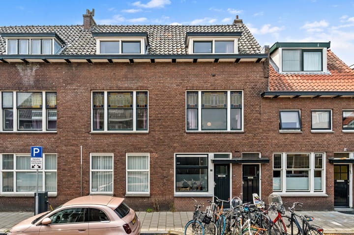 Van Hallstraat 3 in Delft