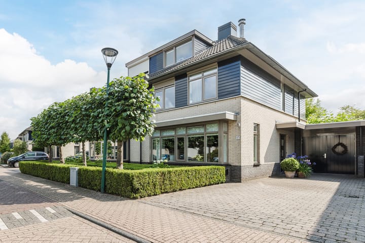 Photo of property Van Hamallaan 13, Renswoude