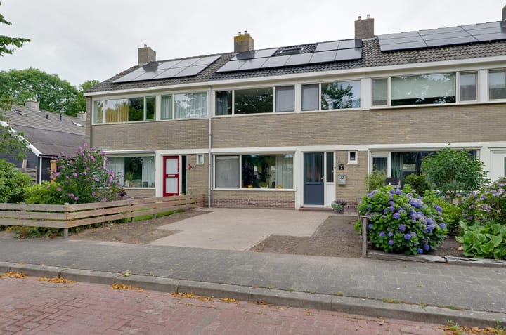 Photo of property Van Harinxmastrjitte 32, Kootstertille