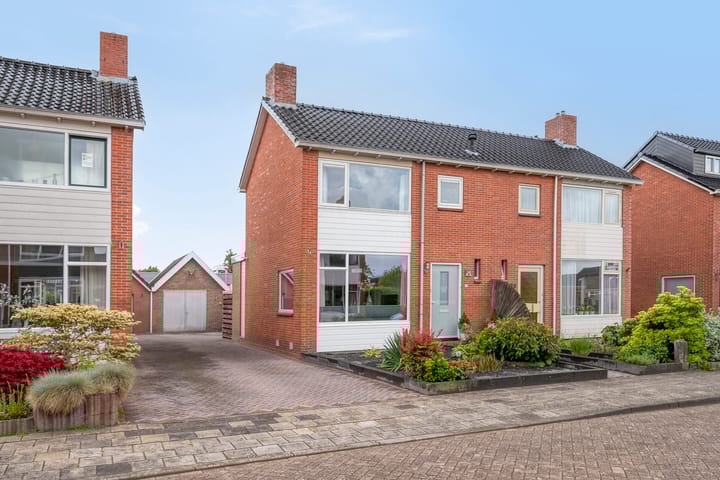 Van Heemskerckstraat 18 in Bedum