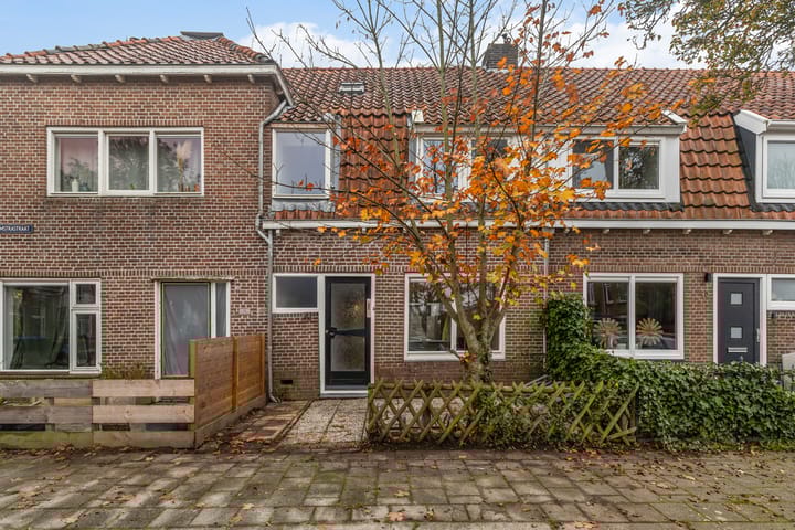 Photo of property van Heemstrastraat 41, Leeuwarden