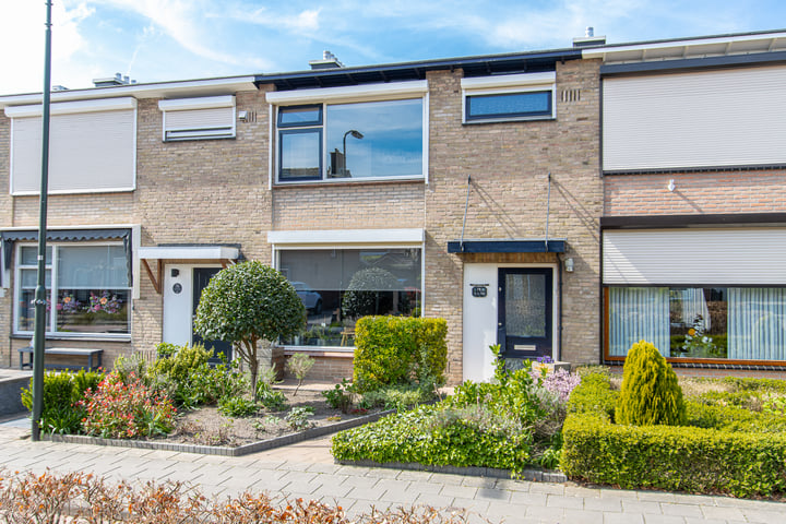 Photo of property van Heldenstraat 74, Werkendam