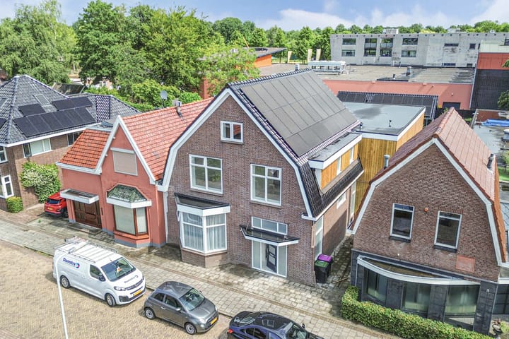 Van Helomalaan 8 in Wolvega