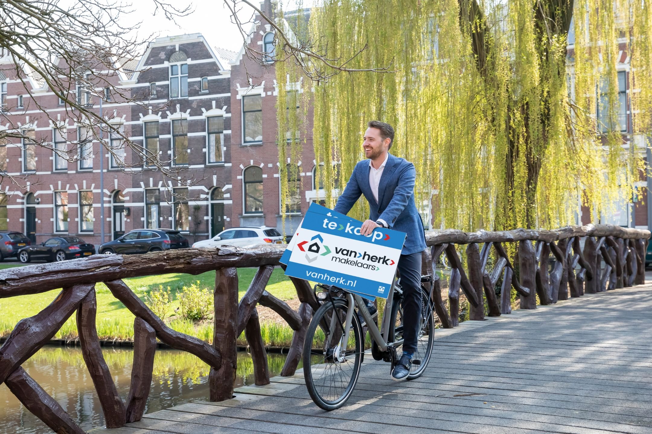 Kantoor foto van Van Herk Makelaars Den Haag