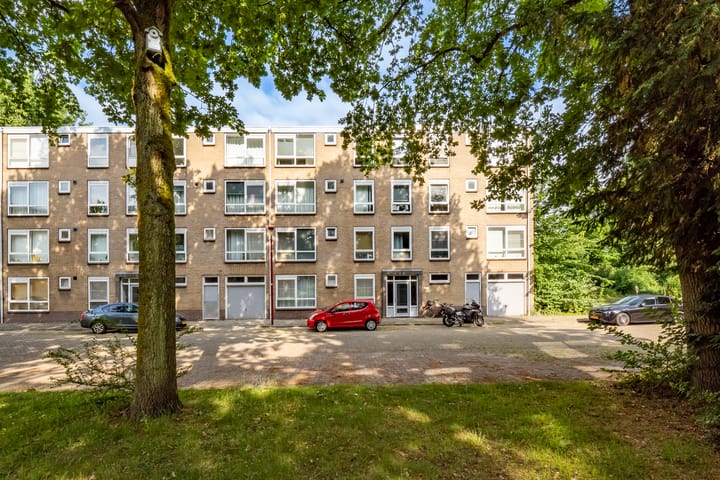 van Herwijnenplantsoen 238 in Nieuwegein