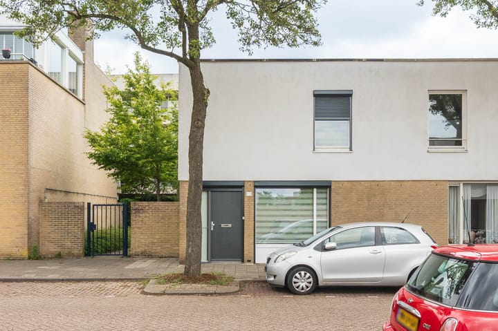 Van Hessen-Kasselstraat 84 in Tilburg