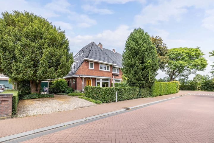 Foto von Haus Van Hogendorplaan 2, Huizen