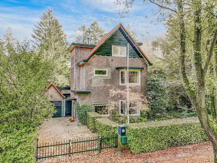 Van Hogendorplaan 7 in Amersfoort Foto