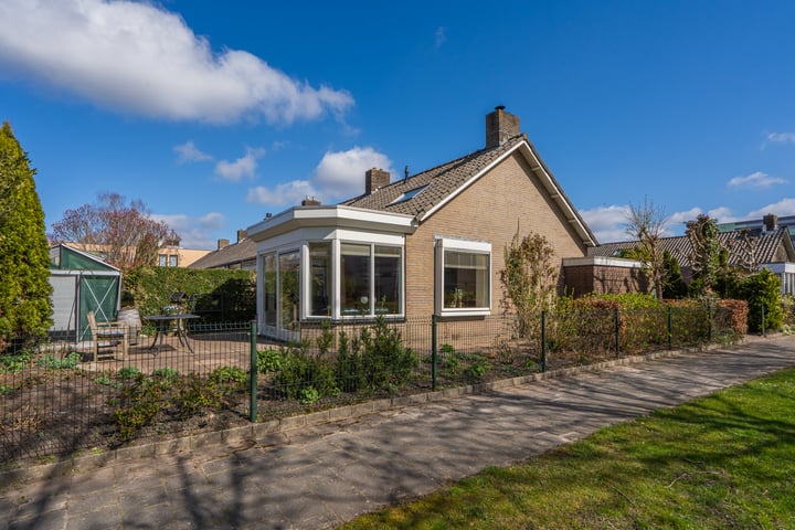 Photo of property van Hogendorpstraat 24, Assen
