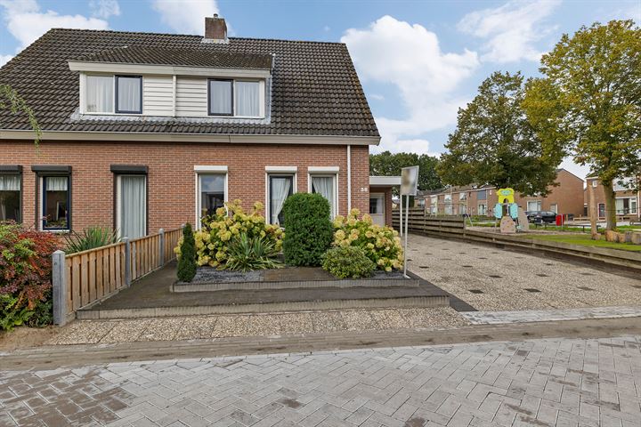 Van Hogendorpstraat 38 in Veenoord