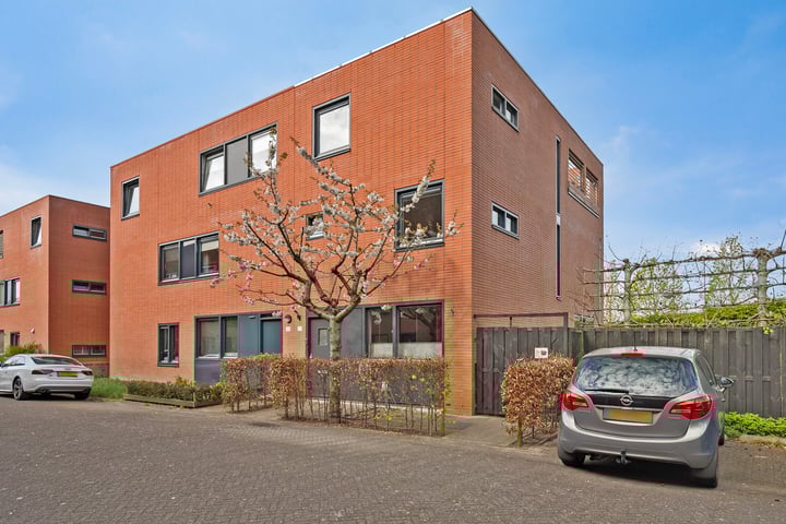 Photo of property Van Houtenstraat 23, IJsselstein