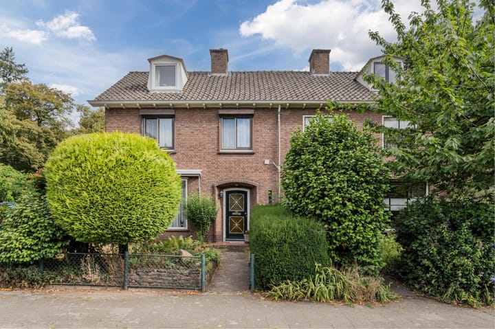 Van Huevenstraat 1 in Arnhem