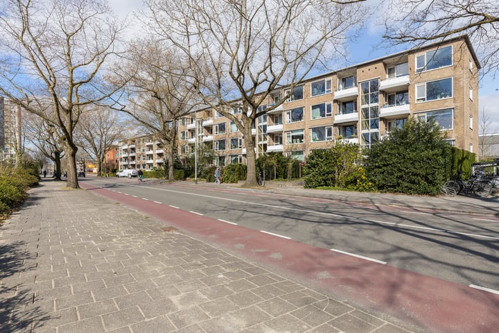 Photo of property Van Iddekingeweg 123, Groningen