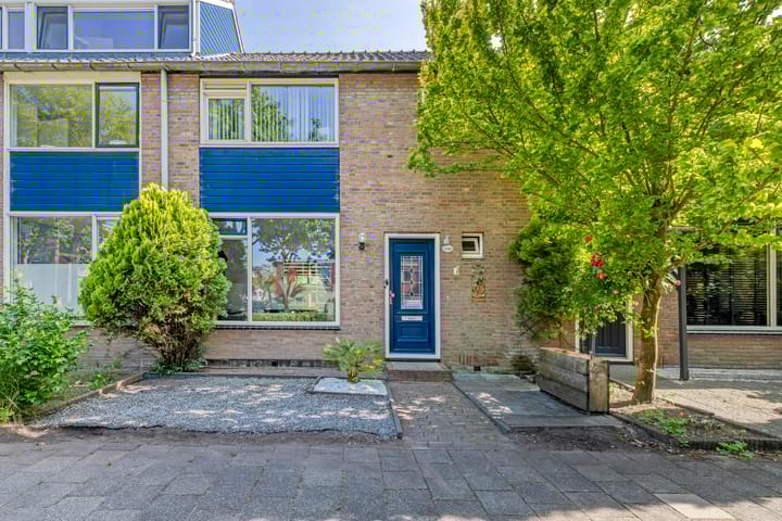 Van Iddekingeweg 196 in Groningen